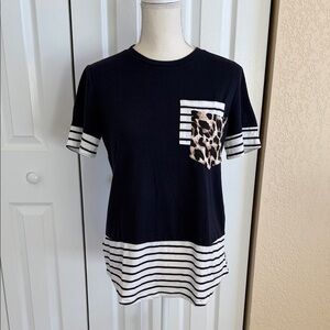 Emery Rose Blue T-Shirt with Leopard Pocket